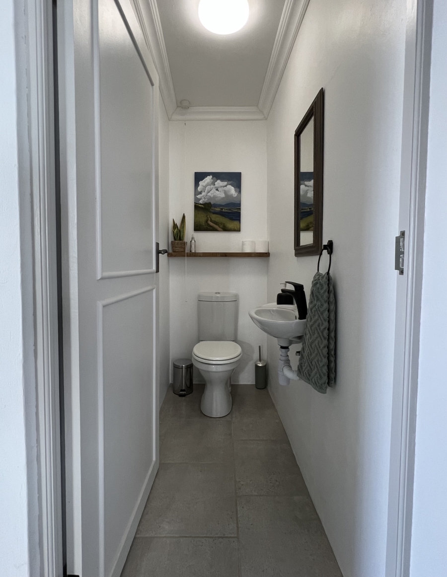 2 Bedroom Property for Sale in Napier Western Cape